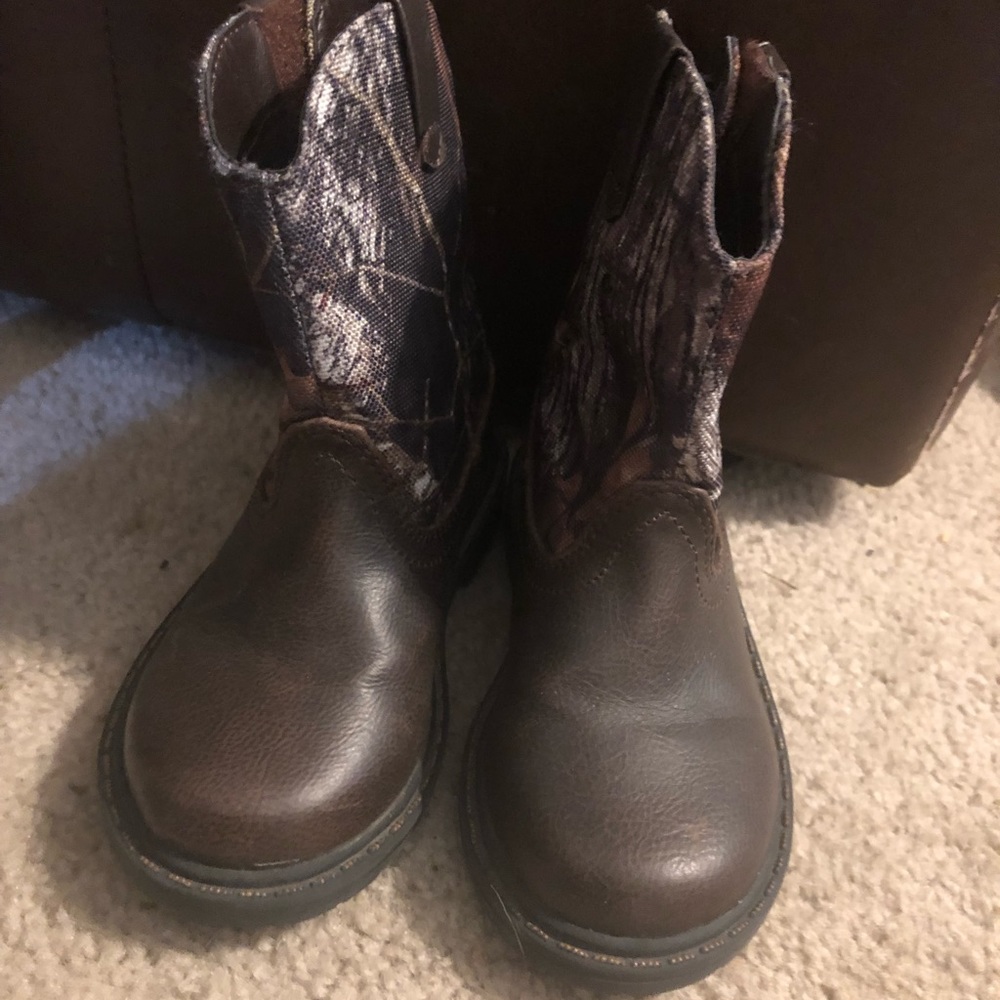 Boys cowboy boots